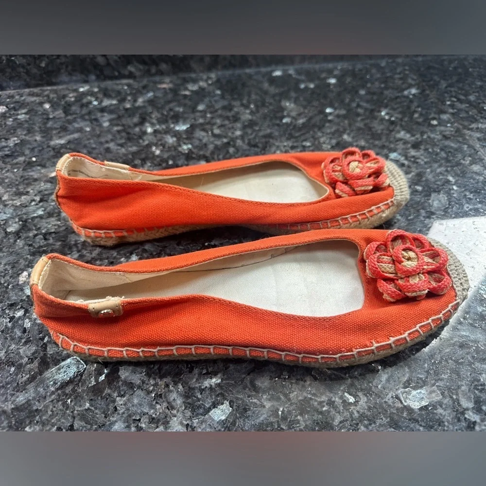 Etienne Aigner Orange Espadrille Flats with Floral Detail Leather Upper Size 6